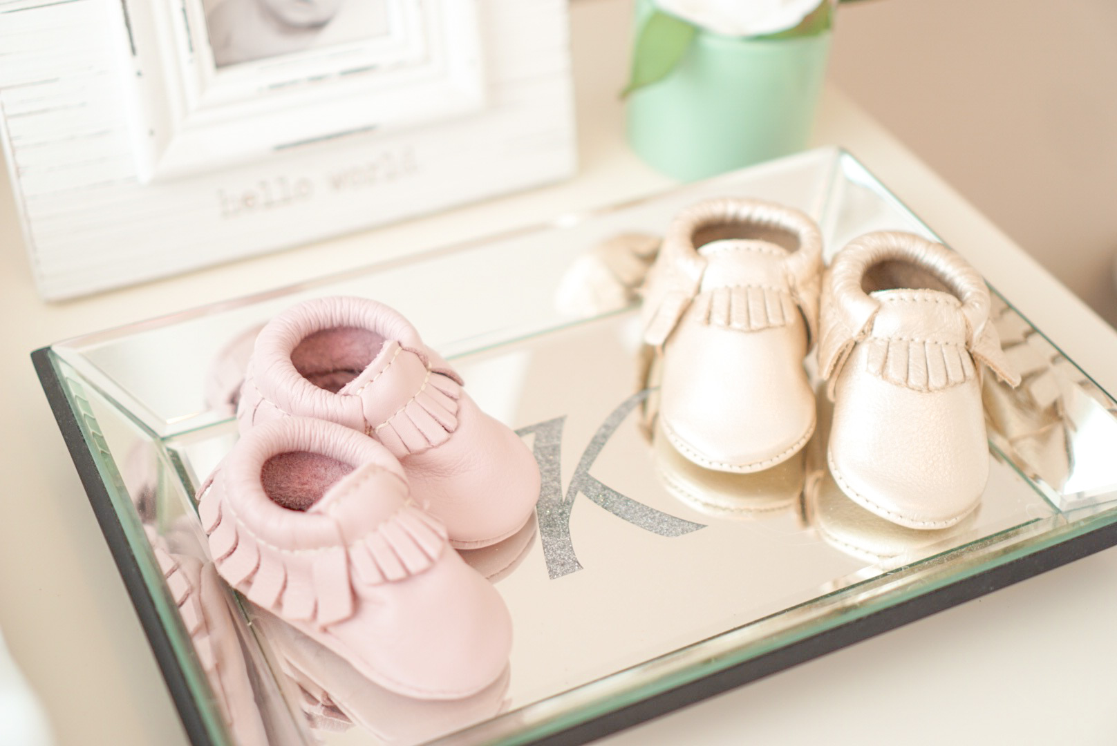 Blogger Katelyn Jones A Touch of Pink Freshly Picked Moccasins