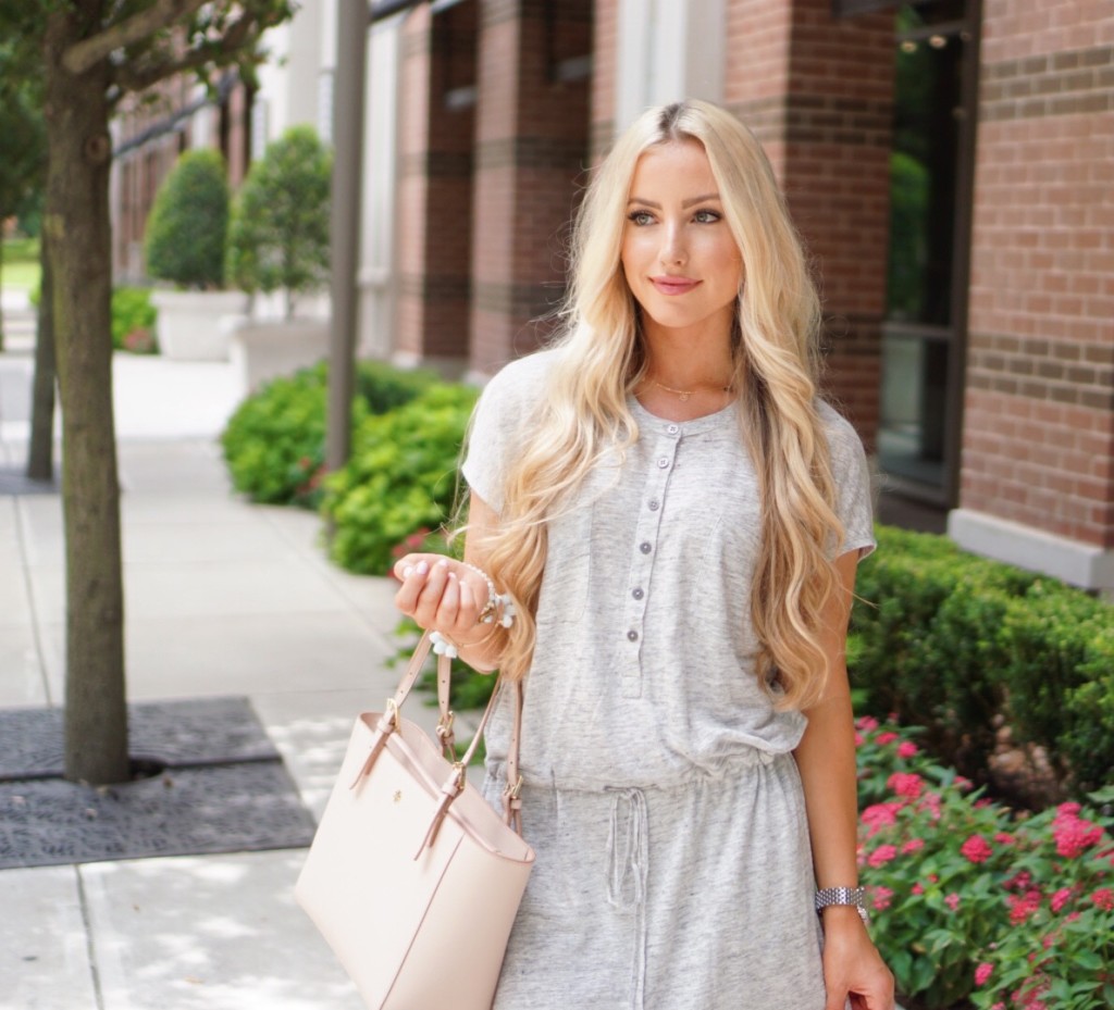 Katelyn Jones A Touch of Pink Blog Tory Burch York Tote