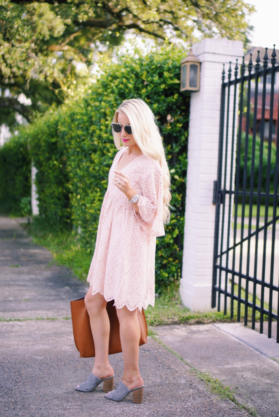 Katelyn Jones A Touch of Pink Blog Anthropologie Brooke Eyelet Swing Dress Akemi + Kin