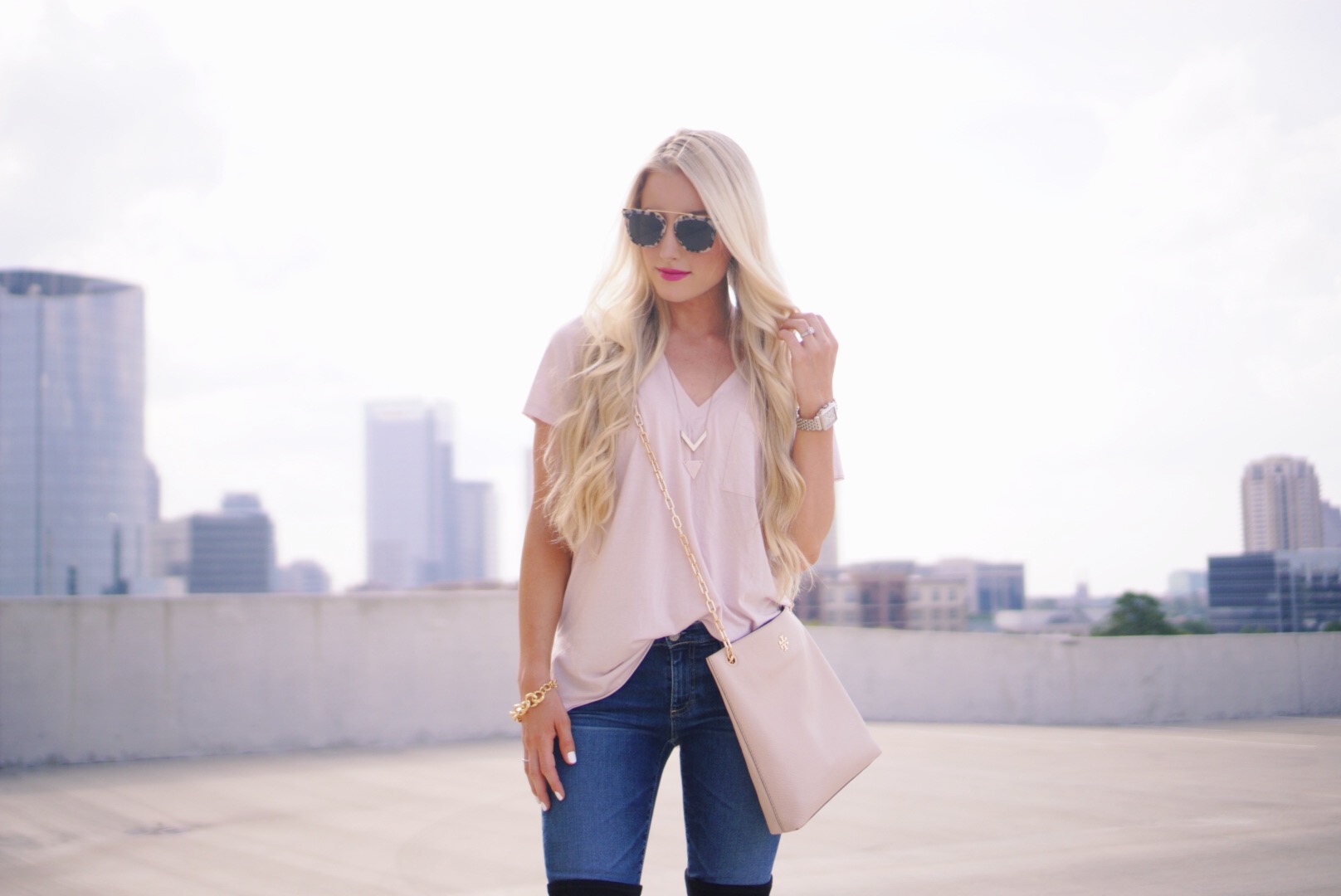Katelyn Jones A Touch of Pink Blog Nordstrom Anniversary Sale Raw Edge Side Slit Tee LUSH
