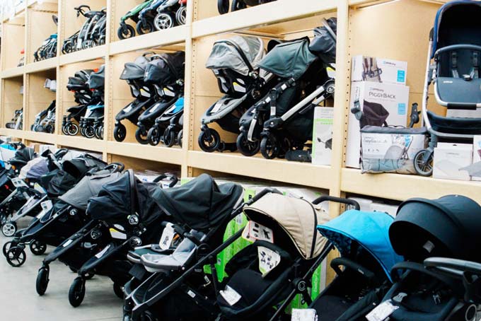 stroller store