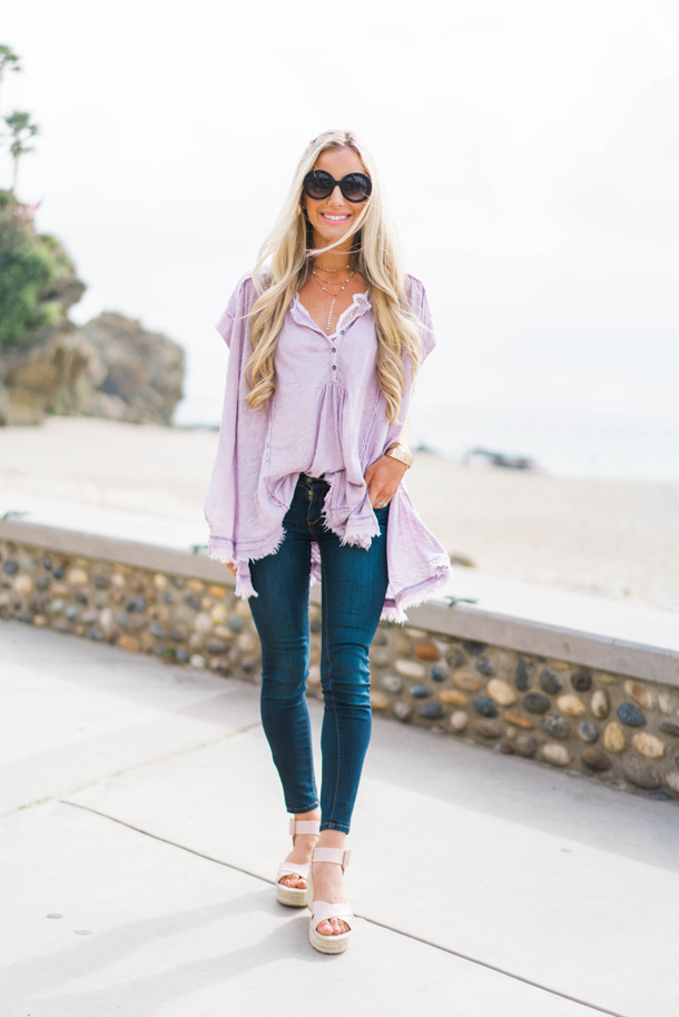 Lifestyle blogger Katelyn Jones of A Touch Of Pink wears a Free People Henley flowy top