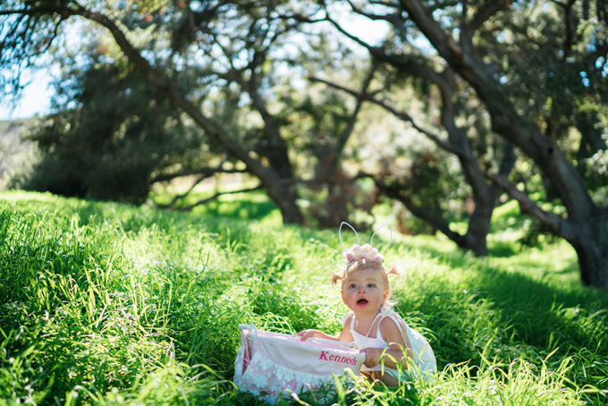 Lifestyle Blogger Katelyn Jones of A Touch of Pink Blog shares her Easter Family Photos