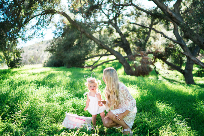 Lifestyle Blogger Katelyn Jones of A Touch of Pink Blog shares her Easter Family Photos