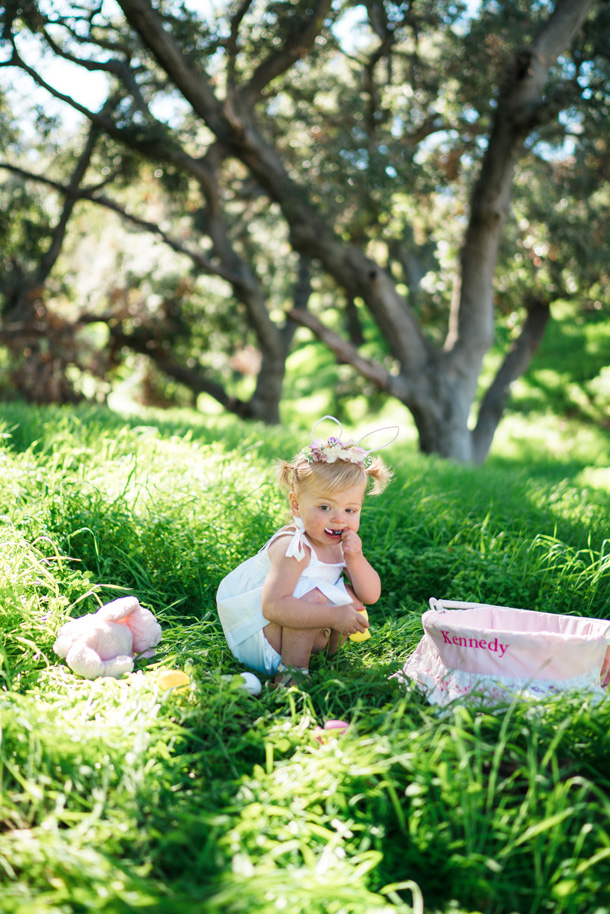 Lifestyle Blogger Katelyn Jones of A Touch of Pink Blog shares her Easter Family Photos