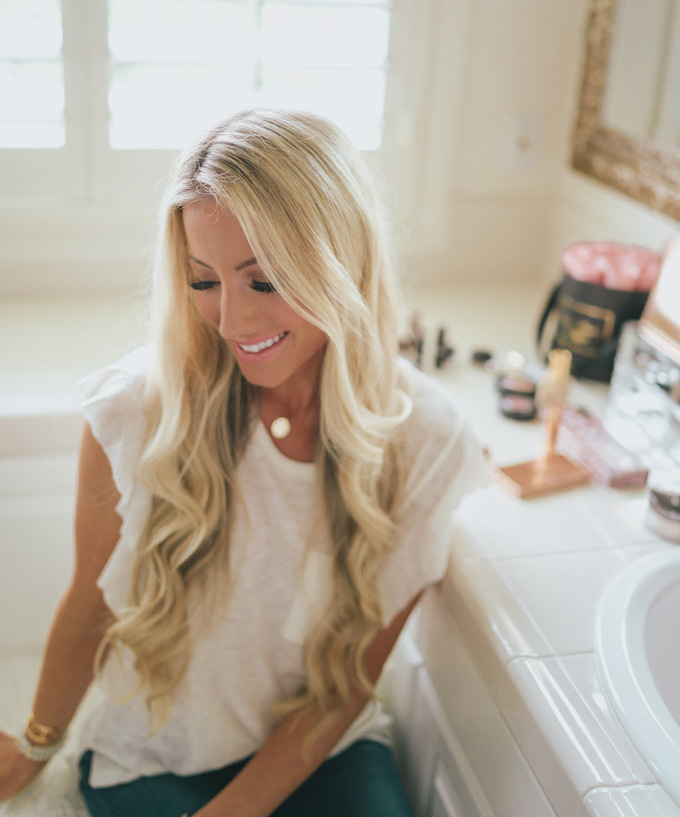 Lifestyle Blogger Katelyn Jones shares her summer makeup products from Nordstrom