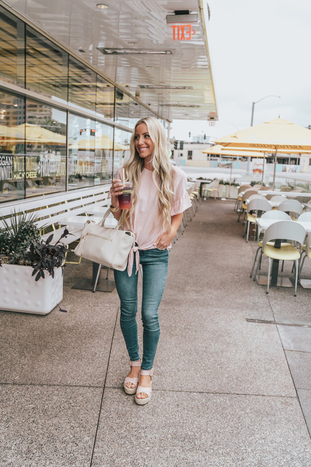 Lifestyle Blogger Katelyn Jones of A Touch of Pink Blog shares her Brickyard Buffalo Guest Editor Picks