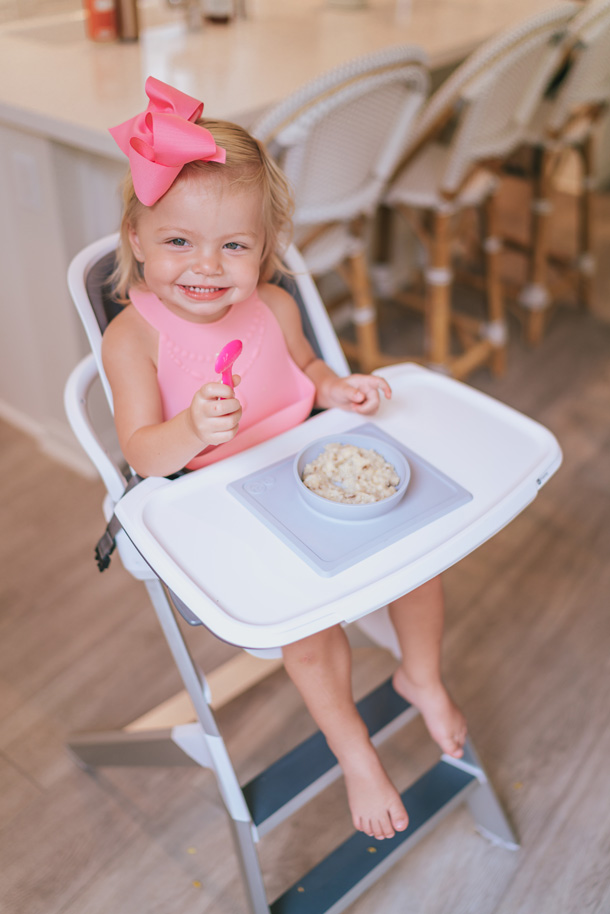 Mommy Blogger Katelyn Jones of A Touch of Pink Blog talks about toddler meal ideas and what products she recommends for feeding